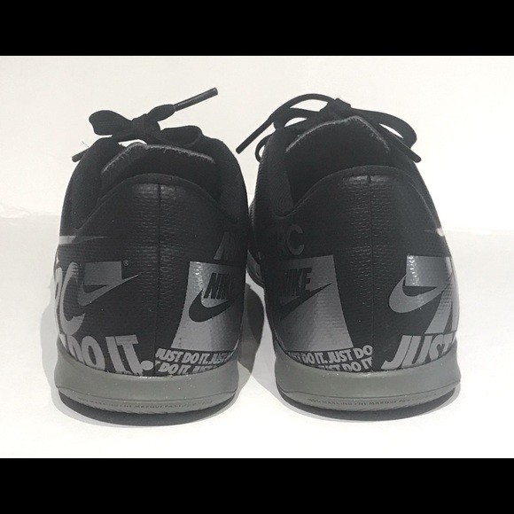 Nike Mercurial Vapor 13 soccer Women U.S 6.5 Black AT7997-001 - Picture 12 of 12